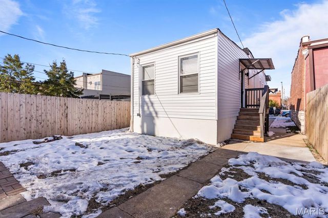 4258 Swan Avenue, St Louis, MO 63110