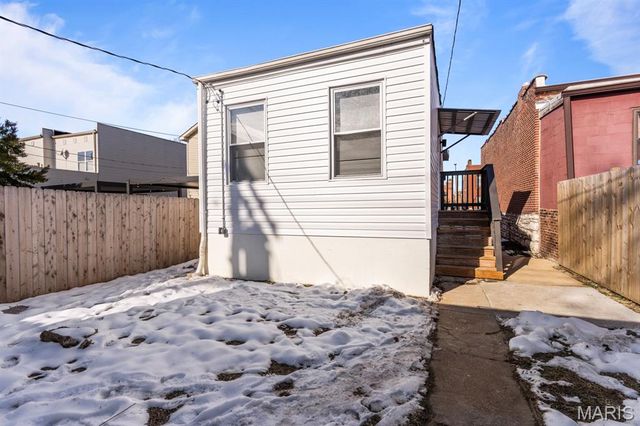 4258 Swan Avenue, St Louis, MO 63110