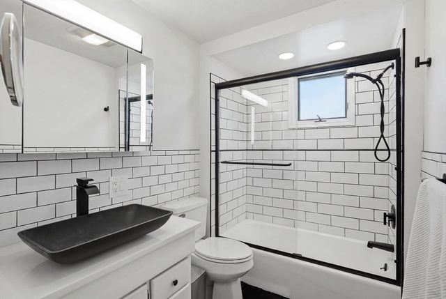 52 Pebble Ave, Winthrop, MA 02152