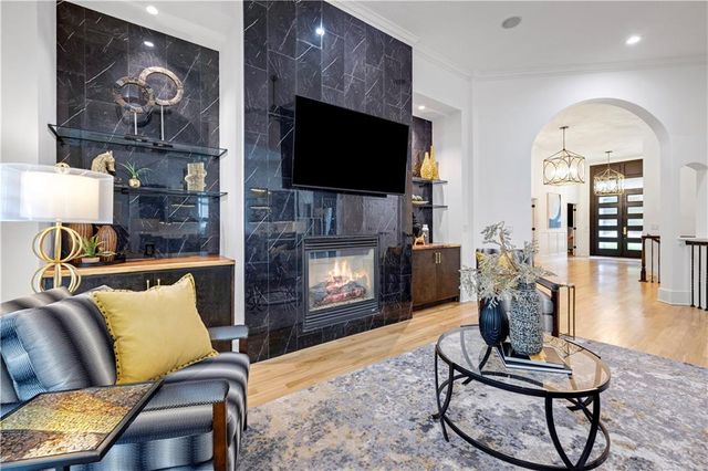 10308 W 142nd Street, Overland Park, KS 66221