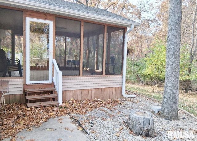 421 CHARTER OAK Place, Dahinda, IL 61428