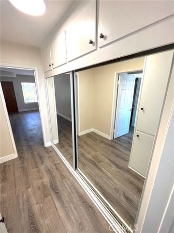 2115 Placentia Avenue 11, Costa Mesa, CA 92627