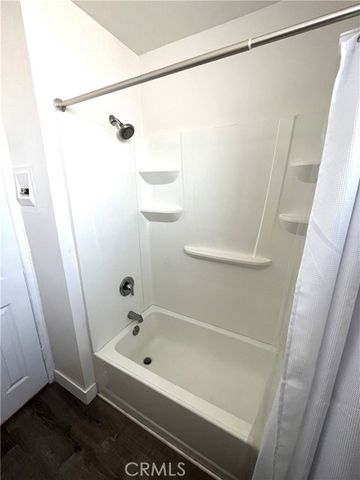 2115 Placentia Avenue 11, Costa Mesa, CA 92627