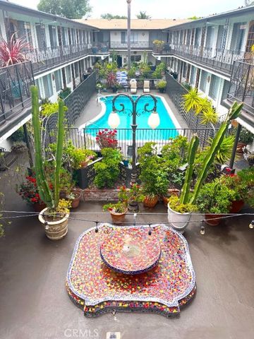 2115 Placentia Avenue 11, Costa Mesa, CA 92627