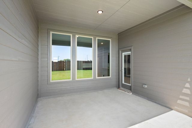 220 Mercy Street, Godley, TX 76044