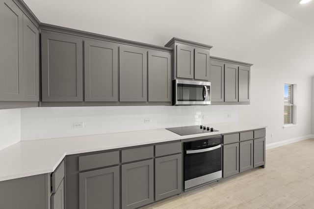 220 Mercy Street, Godley, TX 76044