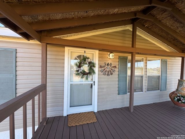 340 Mourning Dove, Floresville, TX 78114