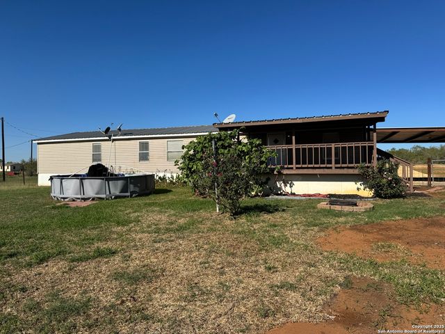 340 Mourning Dove, Floresville, TX 78114