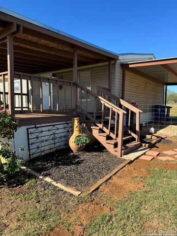 340 Mourning Dove, Floresville, TX 78114