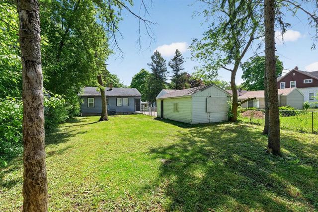 5823 N 36th STREET, Milwaukee, WI 53209