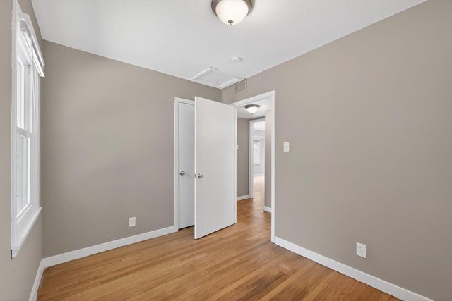 5823 N 36th STREET, Milwaukee, WI 53209