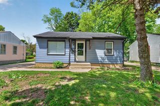 5823 N 36th STREET, Milwaukee, WI 53209