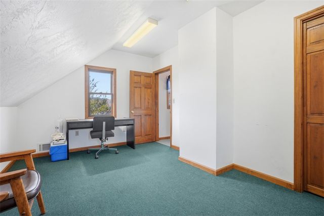 8306 Ohio River Blvd, Emsworth, PA 15202