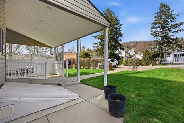 8306 Ohio River Blvd, Emsworth, PA 15202