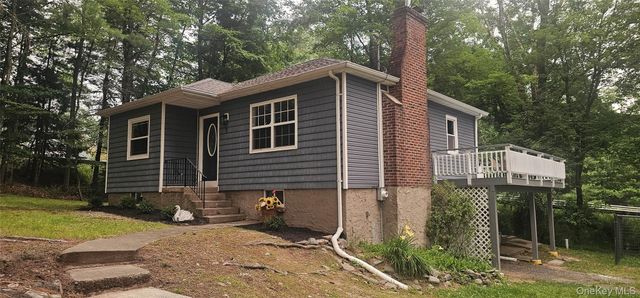 1 Corkscrew Rd, Eldred, NY 12732