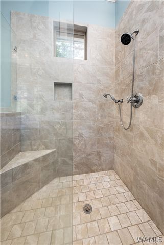 10698 SPILT OAK, Northport, AL 35475