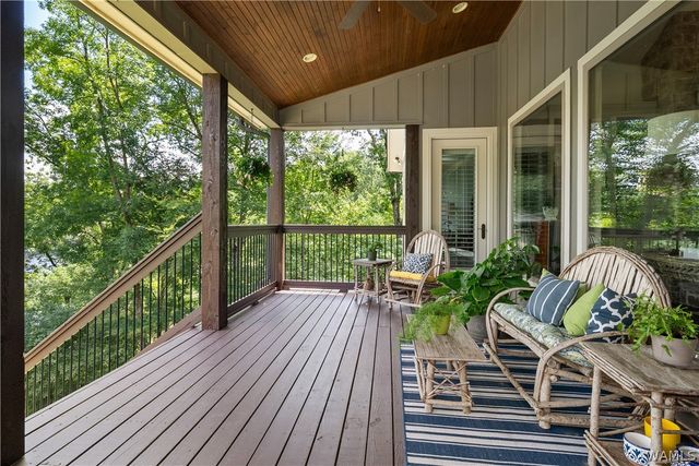 10698 SPILT OAK, Northport, AL 35475