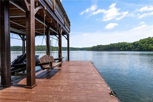10698 SPILT OAK, Northport, AL 35475