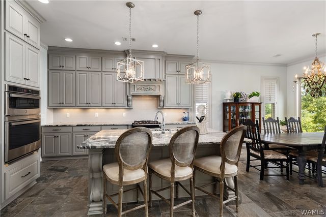 10698 SPILT OAK, Northport, AL 35475