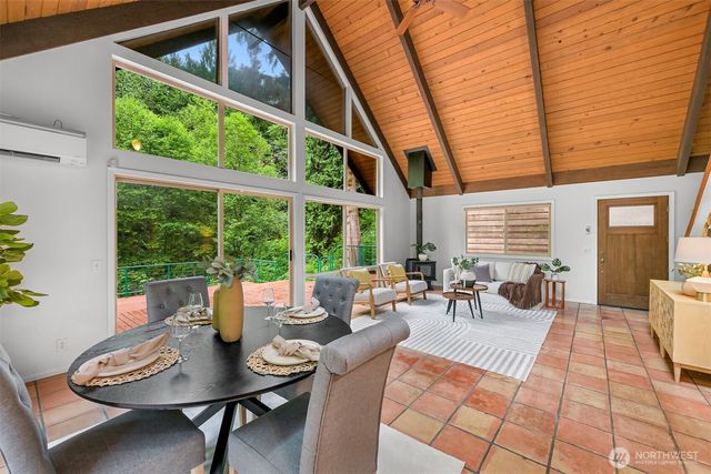 21 Austin Creek Lane, Bellingham, WA 98229