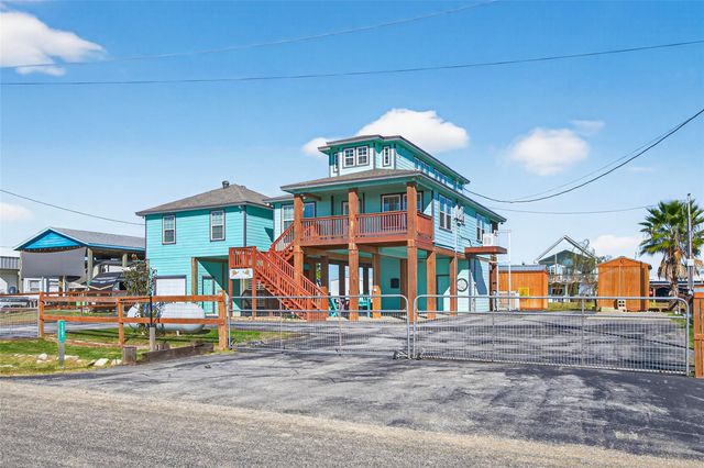 1127 County Road 299, Sargent, TX 77414