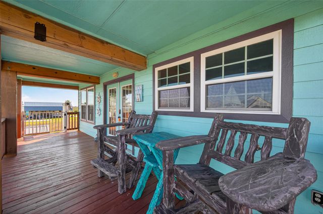 1127 County Road 299, Sargent, TX 77414