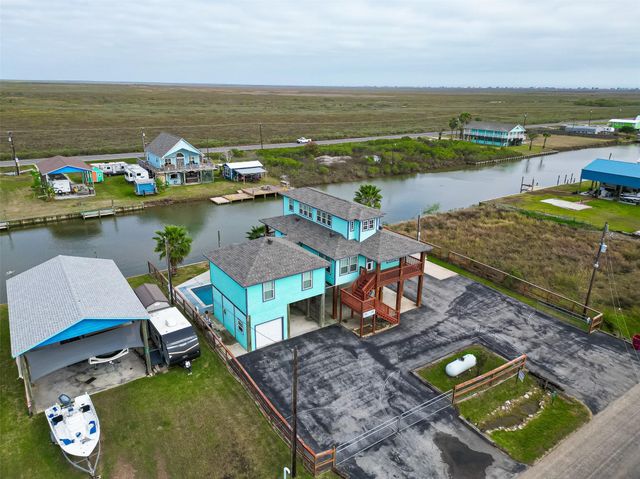 1127 County Road 299, Sargent, TX 77414