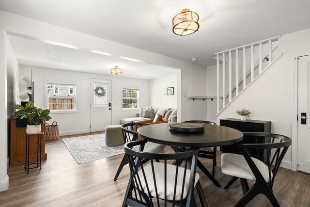 17 Woodbine Ave, Pembroke, MA 02359