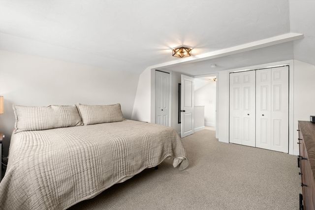 17 Woodbine Ave, Pembroke, MA 02359