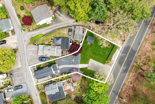 17 Woodbine Ave, Pembroke, MA 02359