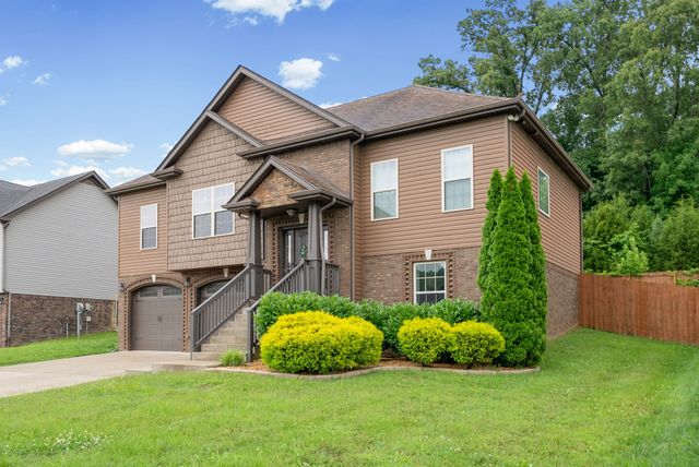 1284 Viewmont Dr, Clarksville, TN 37040