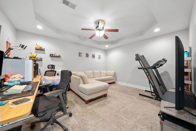 1284 Viewmont Dr, Clarksville, TN 37040