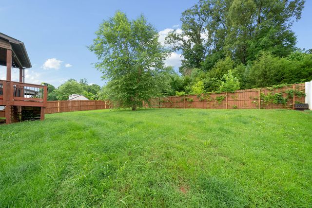 1284 Viewmont Dr, Clarksville, TN 37040