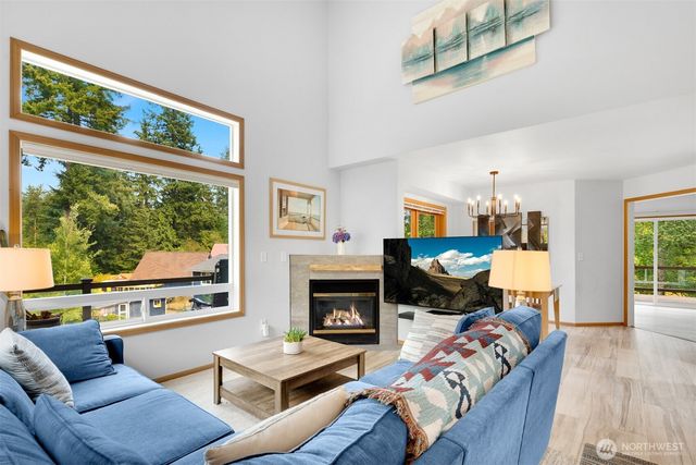 42229 SE 166th Place, North Bend, WA 98045
