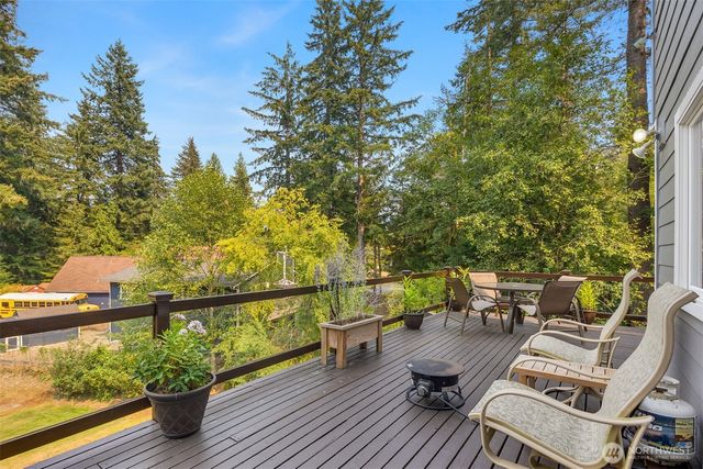 42229 SE 166th Place, North Bend, WA 98045
