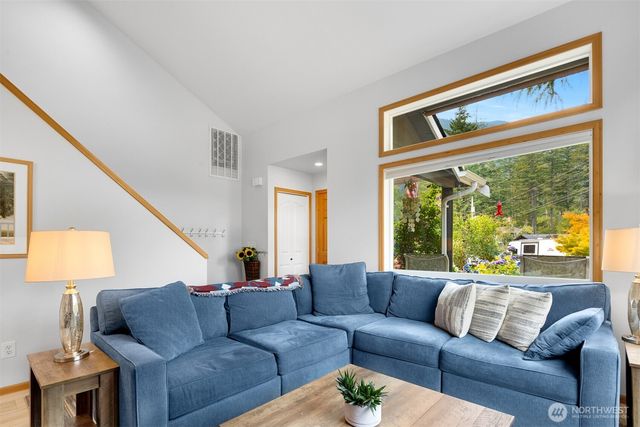 42229 SE 166th Place, North Bend, WA 98045