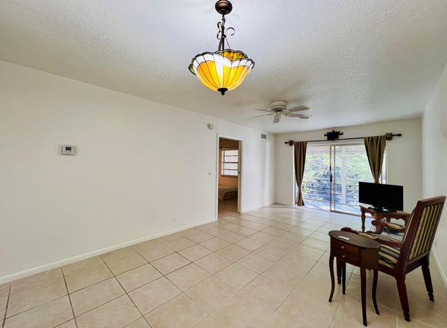 150 Lake Meryl Drive 247, West Palm Beach, FL 33411