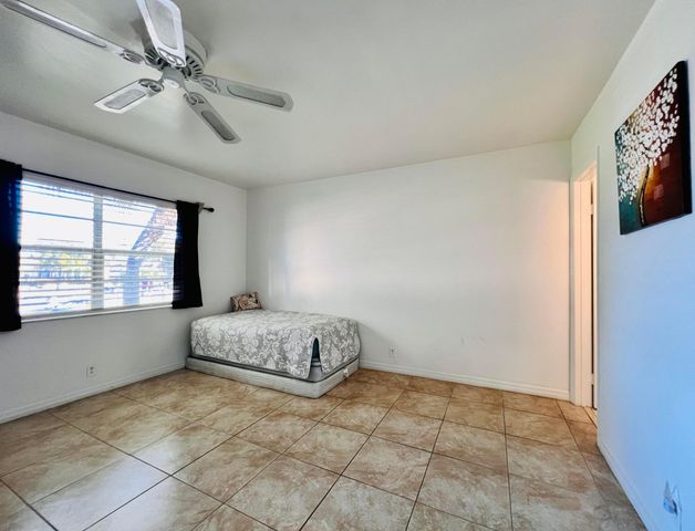 150 Lake Meryl Drive 247, West Palm Beach, FL 33411