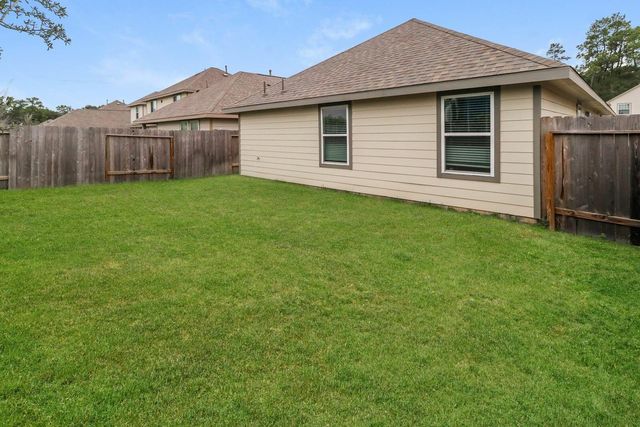 2621 Lina Drive, Conroe, TX 77301