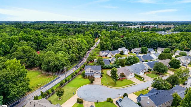 128 Saxon Falls Court, Mauldin, SC 29662