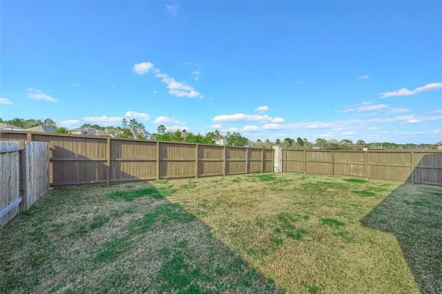 1238 Sandstone Hills Drive, Montgomery, TX 77316