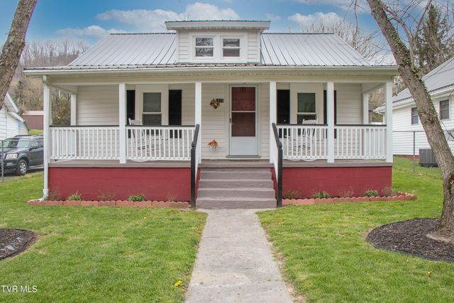 1826 Pittstown Road, Bristol, VA 24201