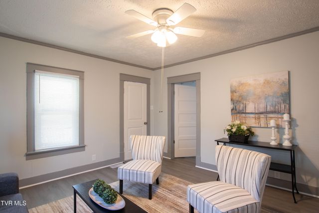 1826 Pittstown Road, Bristol, VA 24201