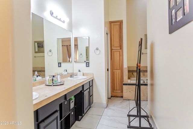 11810 S 43RD Avenue, Laveen, AZ 85339