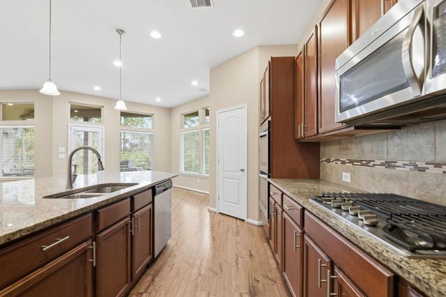 1810 Nantz Lane, Conroe, TX 77304