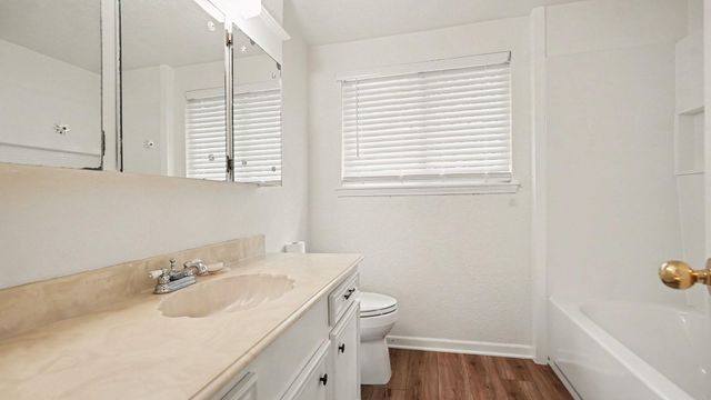 3306 Tompkins Drive, Baytown, TX 77521