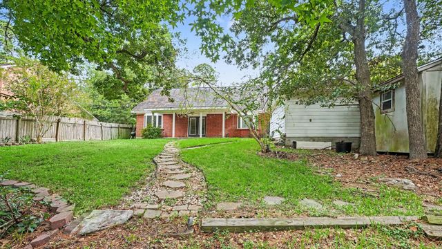 3306 Tompkins Drive, Baytown, TX 77521