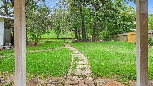 3306 Tompkins Drive, Baytown, TX 77521