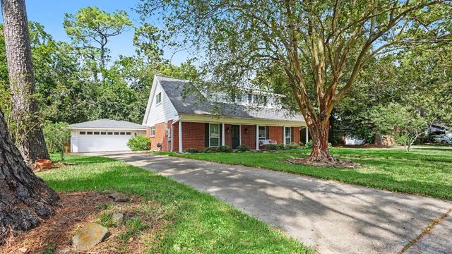 3306 Tompkins Drive, Baytown, TX 77521