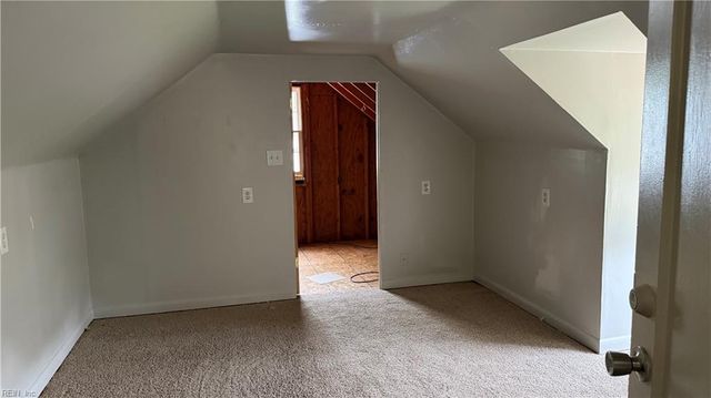 204 Fairview CIR, Portsmouth, VA 23702